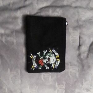 Black Skull and Heart Pouch